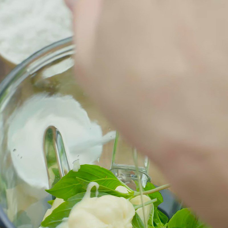 Step 2 Making the salad dressing for vegetable and fruit bread salad