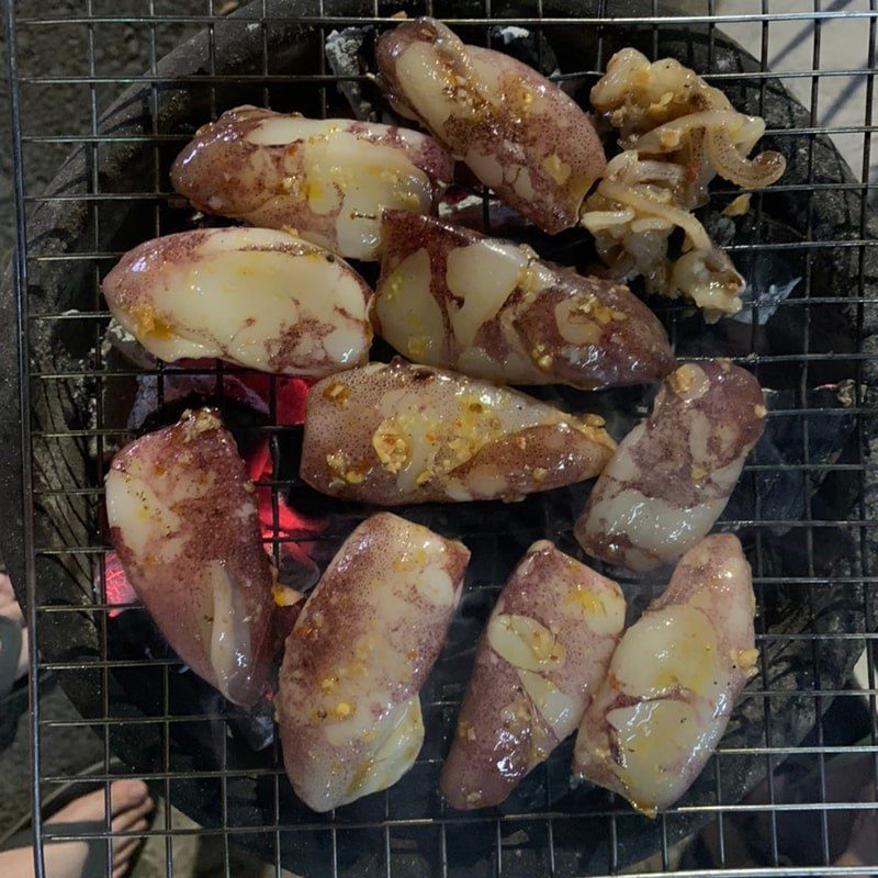 Step 4 Grilled squid Grilled squid with satay