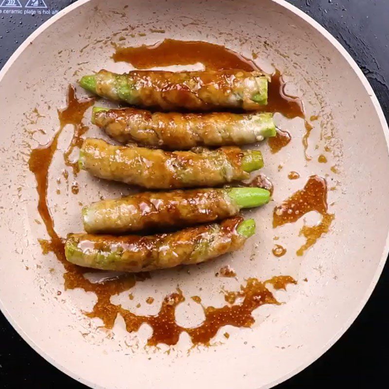 Step 4 Making the sauce and finishing Pork rolled with okra in honey sauce