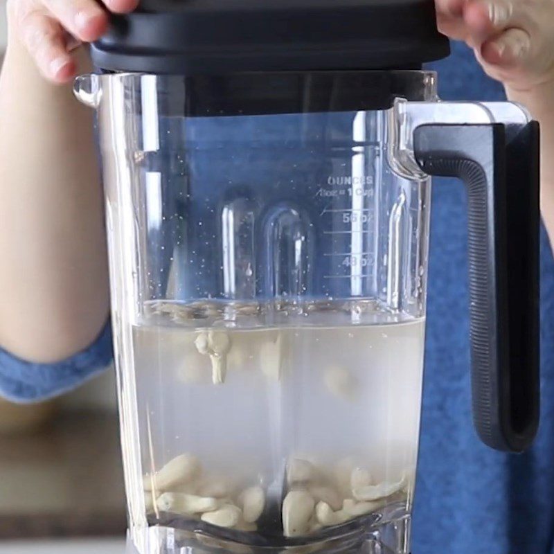 Step 2 Blend the cashews Cashew Milk
