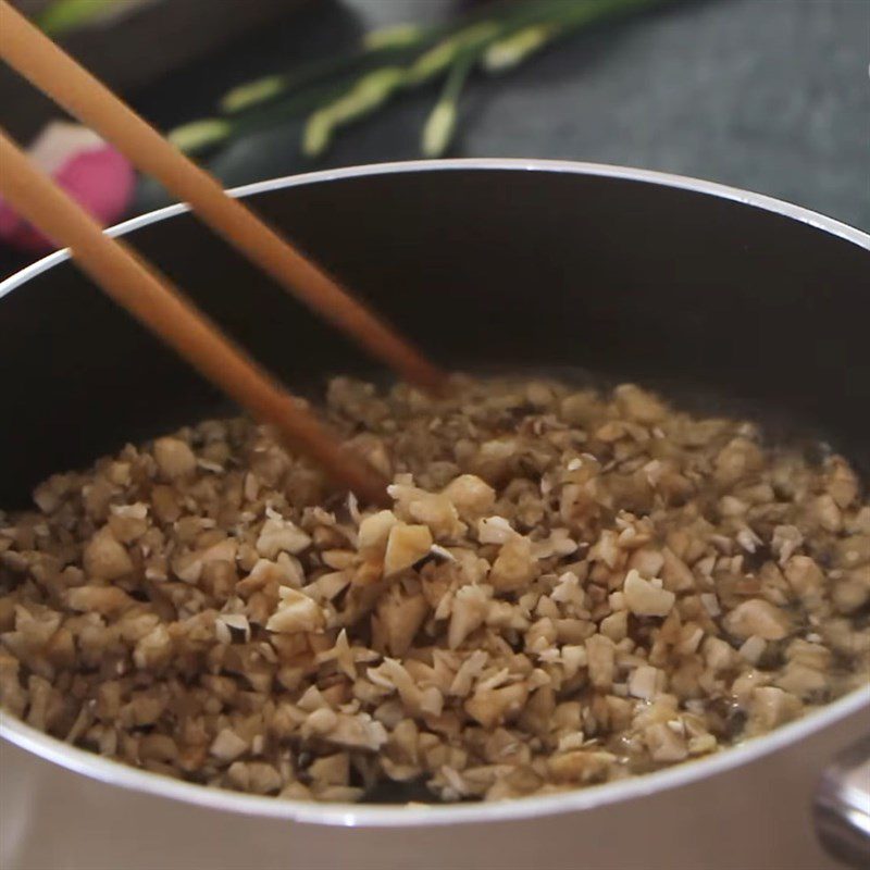 Step 4 Making dipping sauce Vegetarian lettuce wrap - mustard greens vegetarian roll