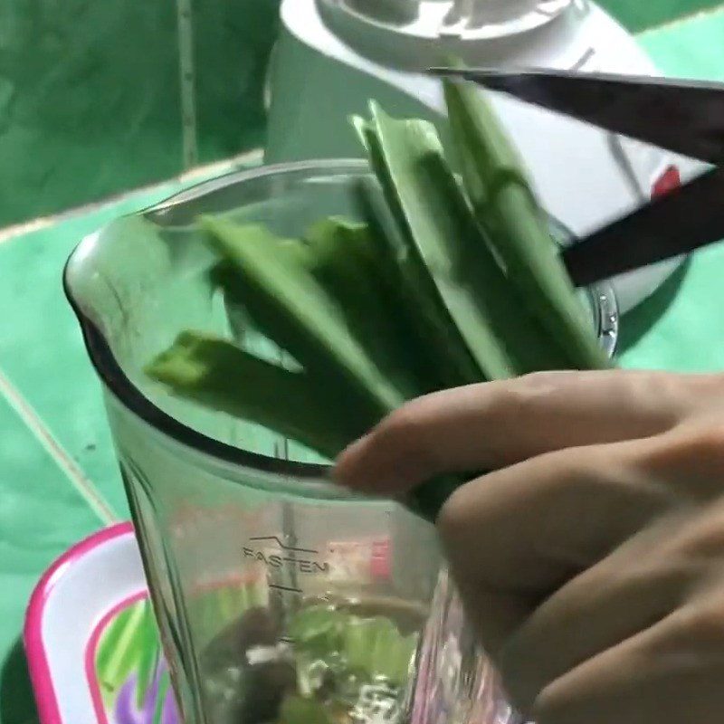 Step 3 Strain pandan water Pandan taro milk