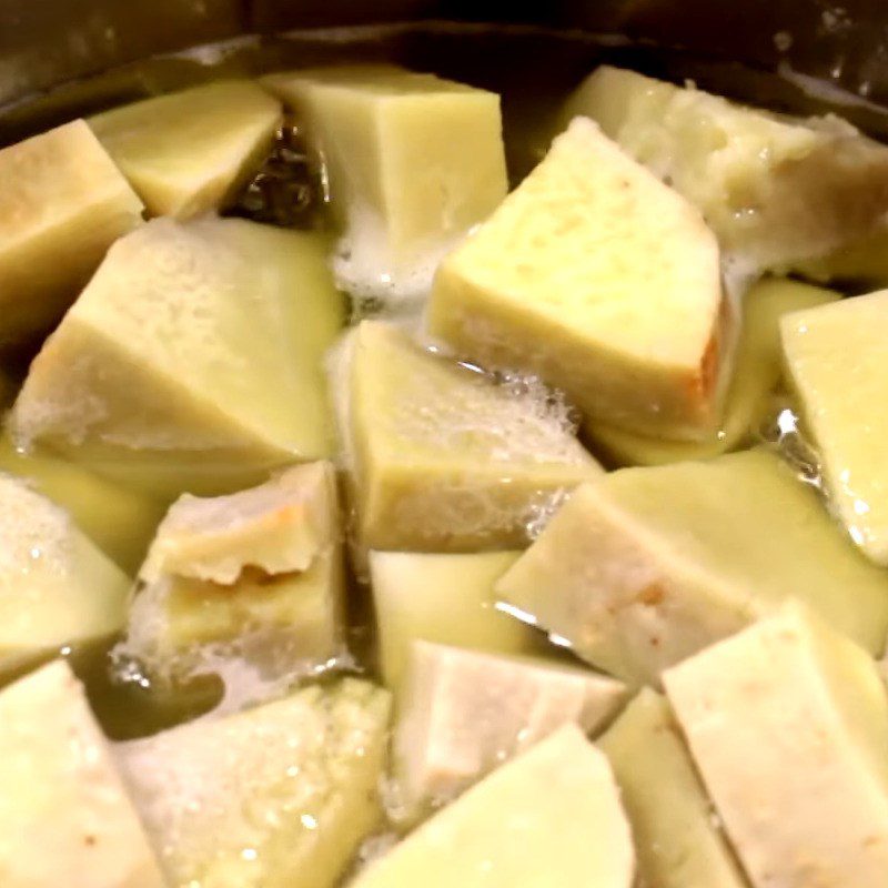 Step 3 Boil the taro Taro coconut milk