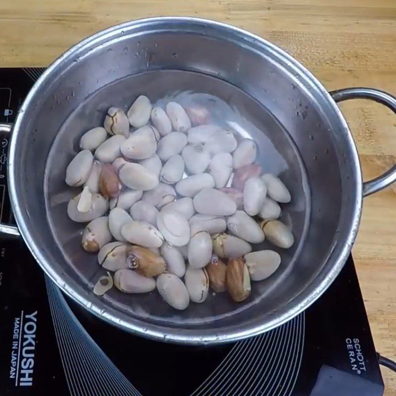 Step 2 Boil jackfruit seeds Boiled jackfruit seeds