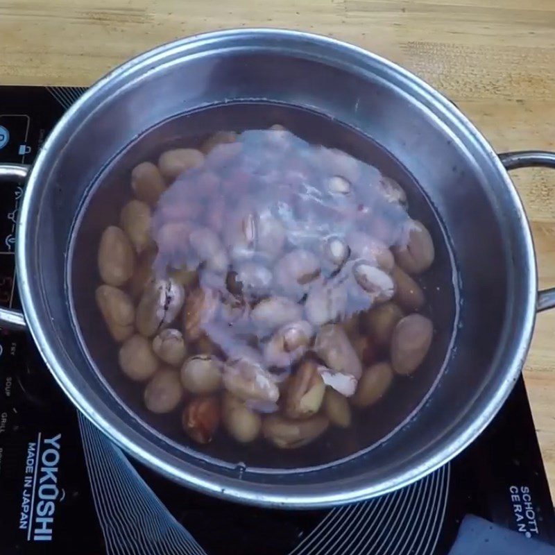 Step 2 Boil jackfruit seeds Boiled jackfruit seeds