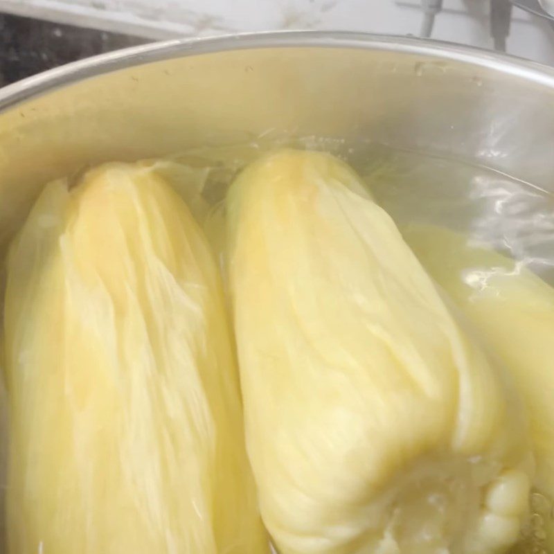 Step 2 Boiling corn with an electric pressure cooker Boiling corn with an electric pressure cooker