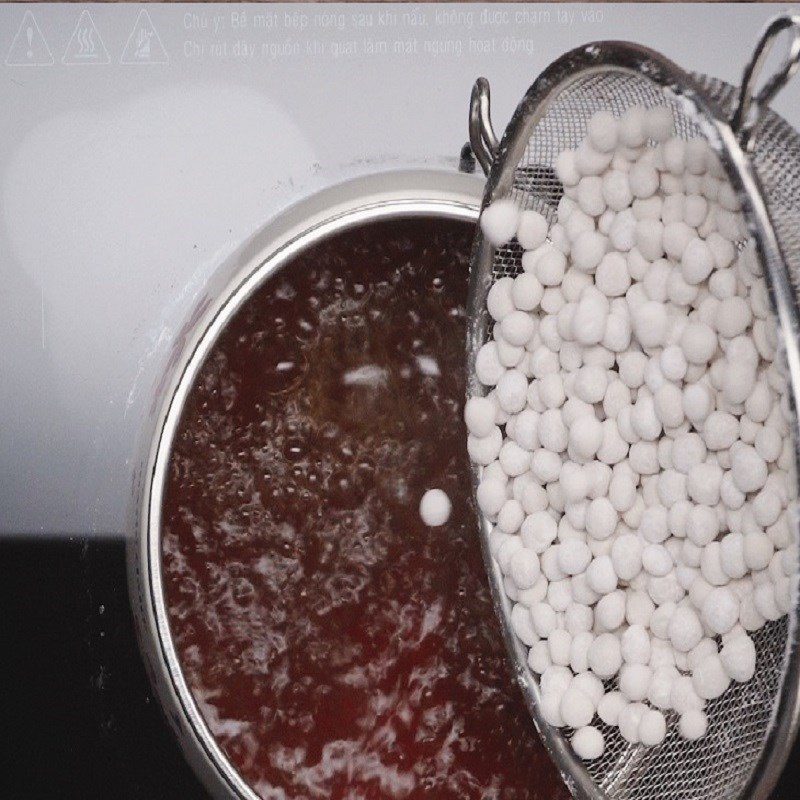 Step 3 Boil the pearls Golden pearls