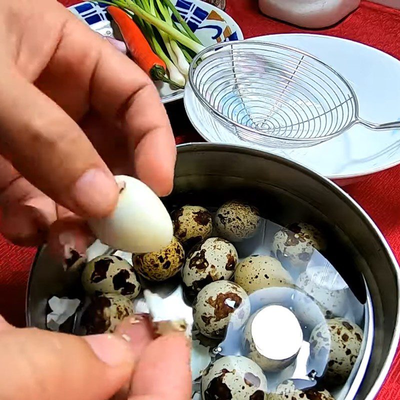 Step 2 Boil and peel quail eggs Quail eggs with chicken thigh mushrooms