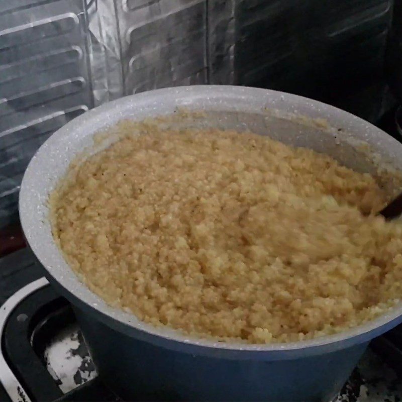 Step 2 Cook the millet porridge for Green Bean Cake with Millet