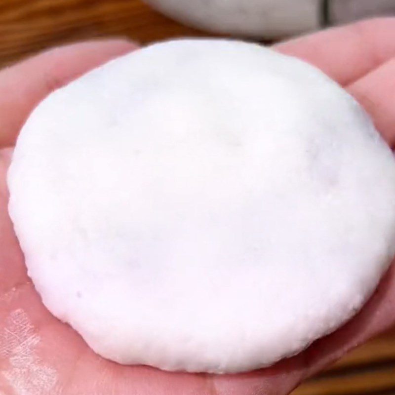 Step 3 Shaping the Taro Sticky Rice Cake (Recipe shared from Tiktok Cooking with TasteVN)