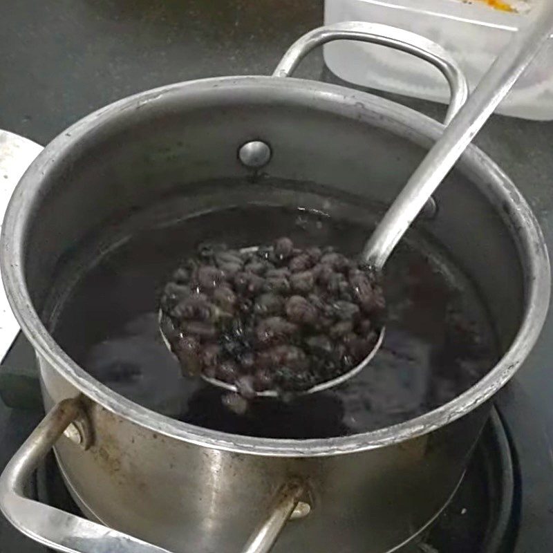 Step 3 Cook Potato Flour Sweet Black Bean with Potato Flour
