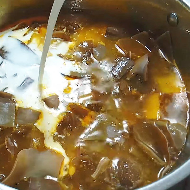Step 4 Cook curry Vegetarian pumpkin curry
