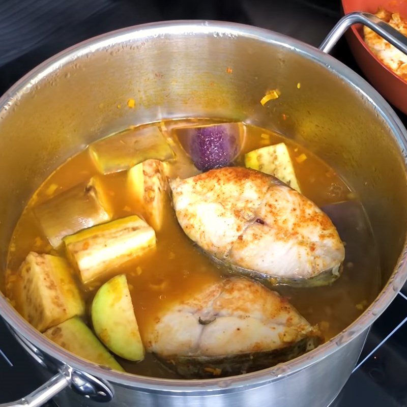 Step 7 Cooking curry Mackerel curry