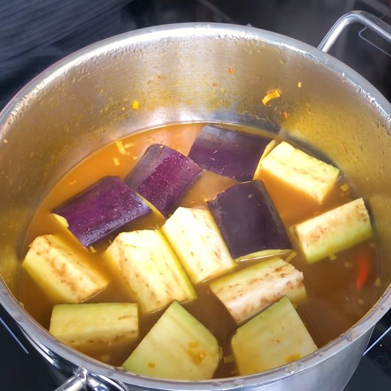 Step 7 Cooking curry Mackerel curry