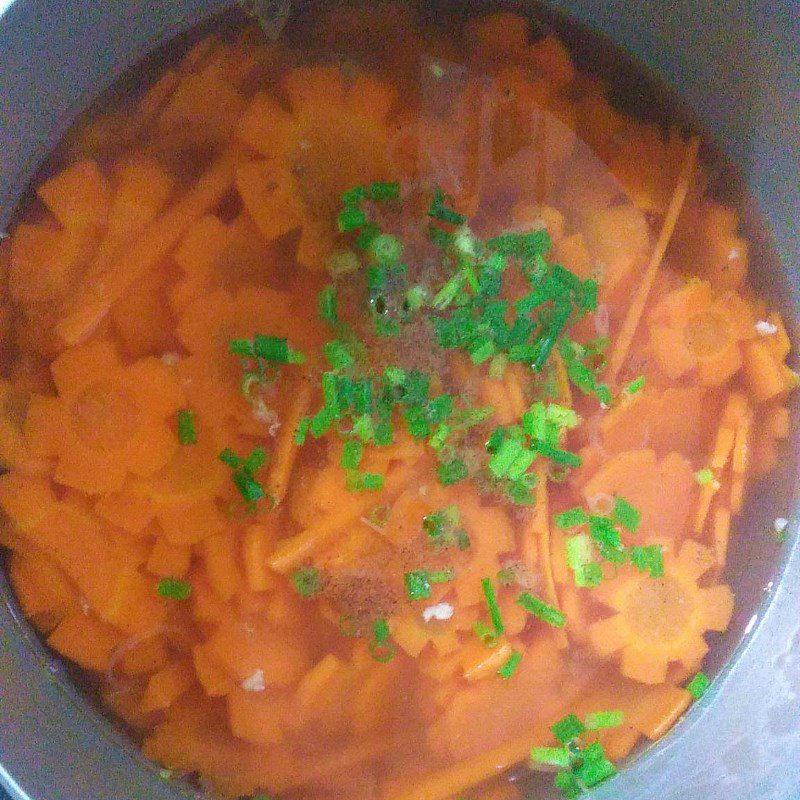 Step 2 Cooking soup Carrot minced meat soup