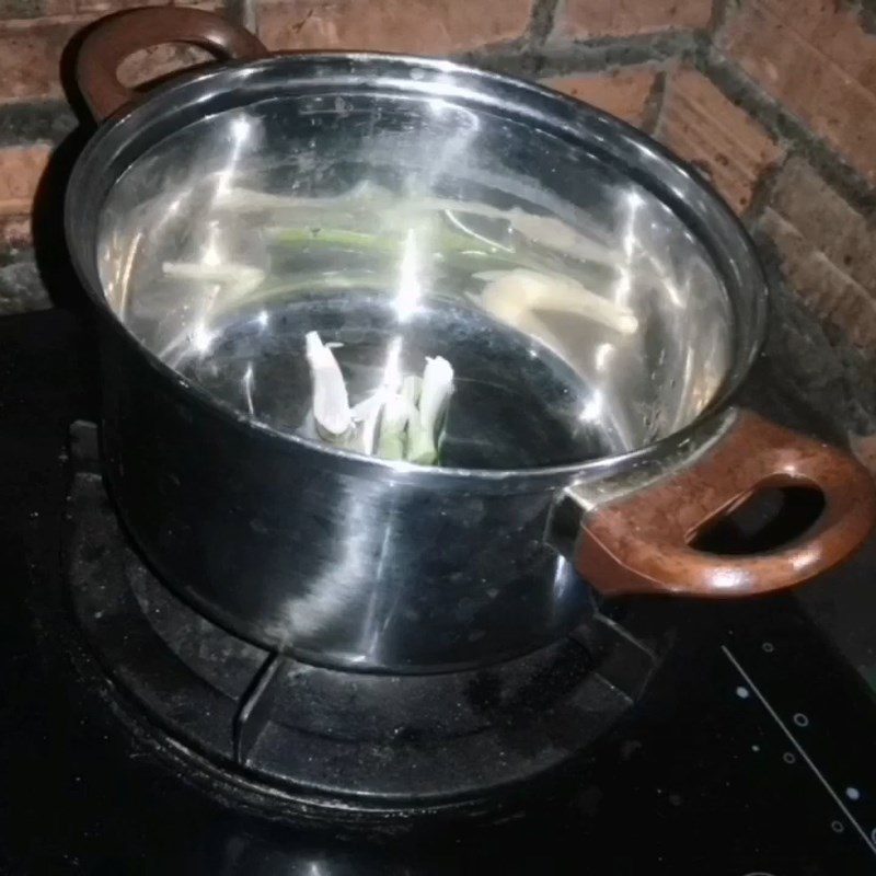Step 2 Cook the soup for Egg Cabbage Soup