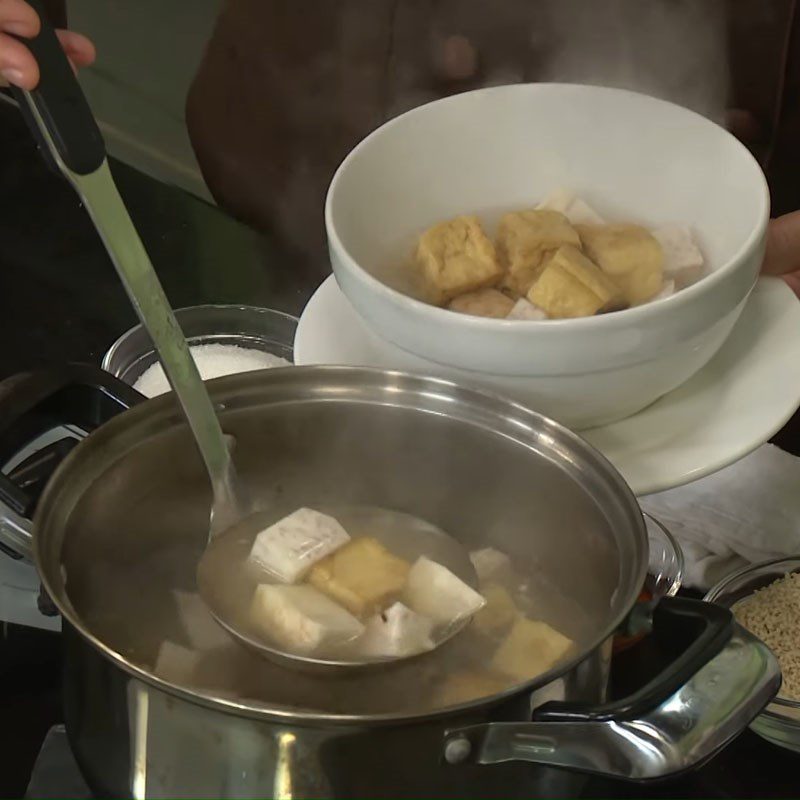 Step 4 Cook the Taro Soup with Tofu