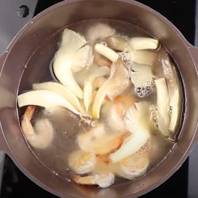 Step 4 Cooking the soup Mushroom and gourd soup
