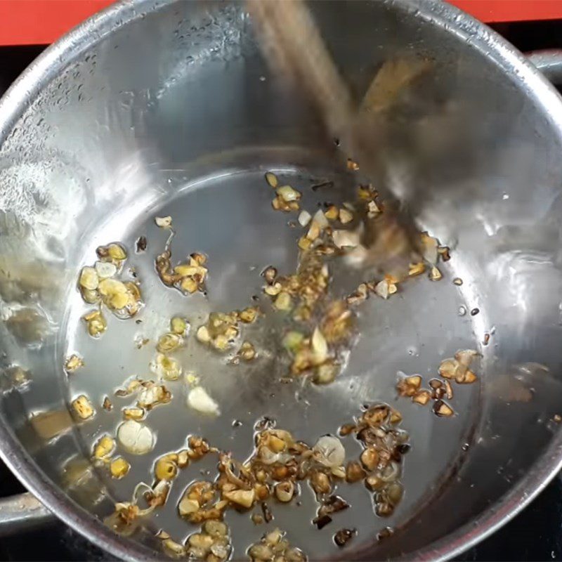 Step 3 Cook the soup Duck soup with taro