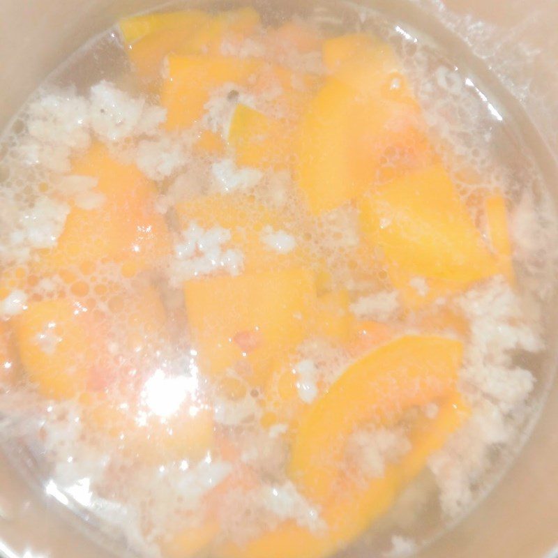 Step 2 Cook pumpkin soup with minced meat Pumpkin soup with minced meat (recipe shared by a user)