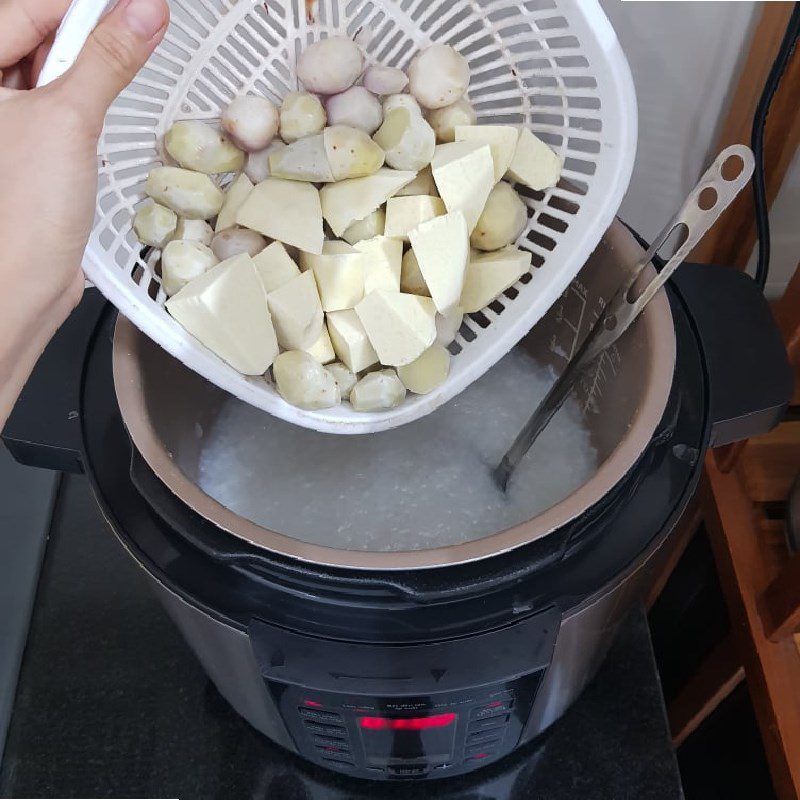 Step 2 Cook the porridge Taro porridge