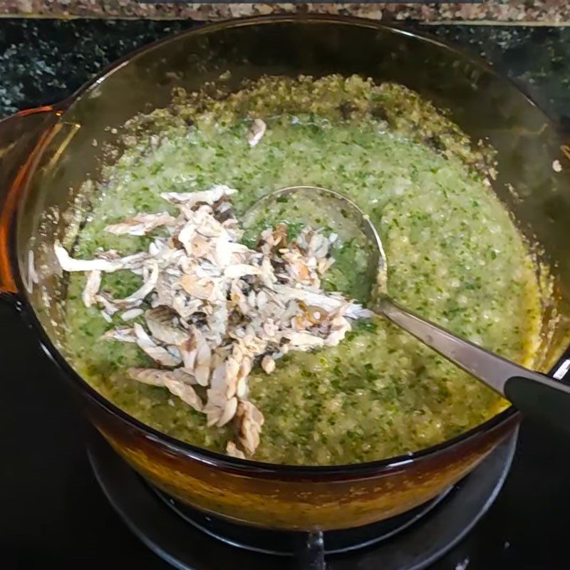 Step 4 Cooking porridge Eel porridge with amaranth