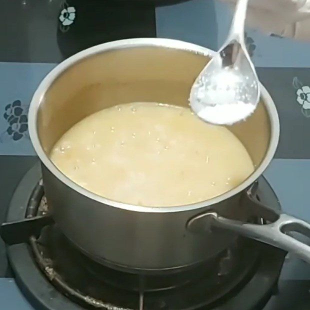 Step 3 Cooking porridge Beef and tomato porridge for baby weaning
