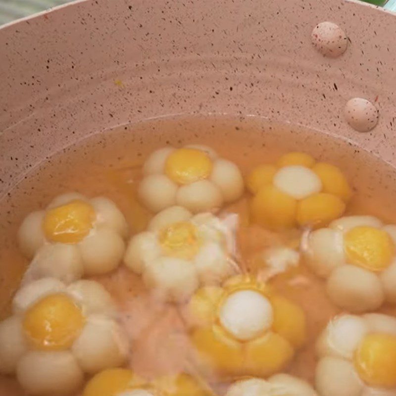 Step 4 Cooking chrysanthemum sweet soup Chrysanthemum sweet soup