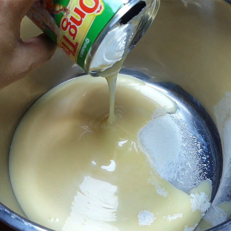 Step 1 Cook the milk mixture for Mint Syrup Ice Cream