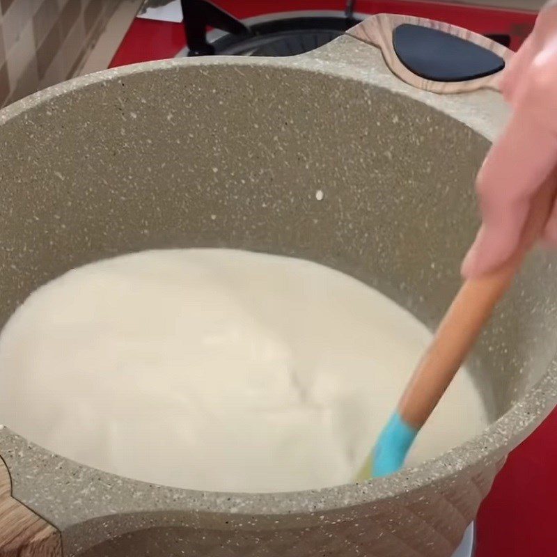 Step 2 Cook the milk mixture for Milo Oreo Chocolate Pudding