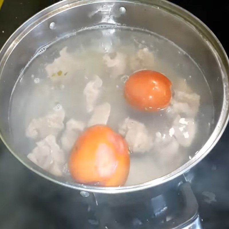 Step 5 Cook the pork intestine hot pot Pork intestine hot pot (pork offal)