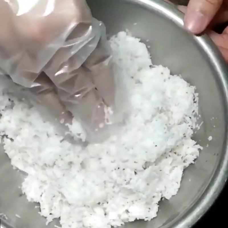 Step 5 Cooking coconut milk and finishing Taro dessert blend