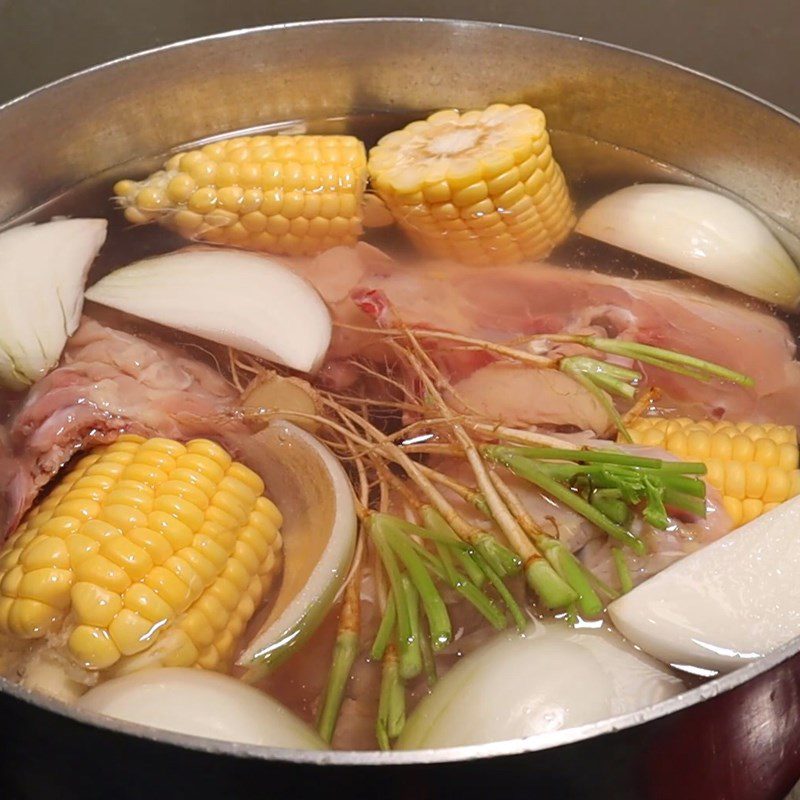 Step 3 Making the broth for shredded chicken soup