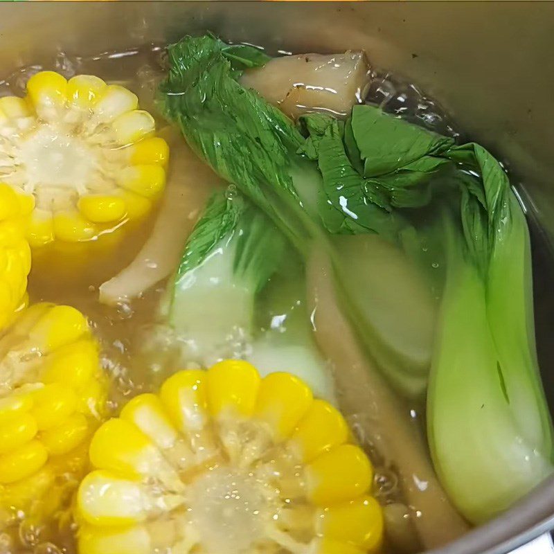 Step 2 Cook the broth for Tho Vegetarian Noodles