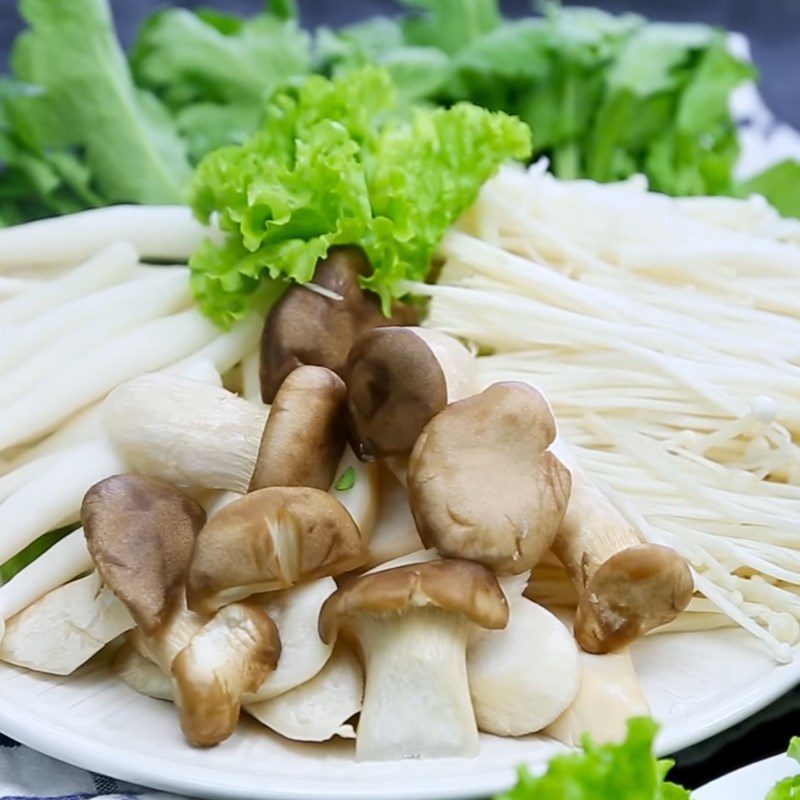 Step 1 Prepare the broth for Milk Hot Pot