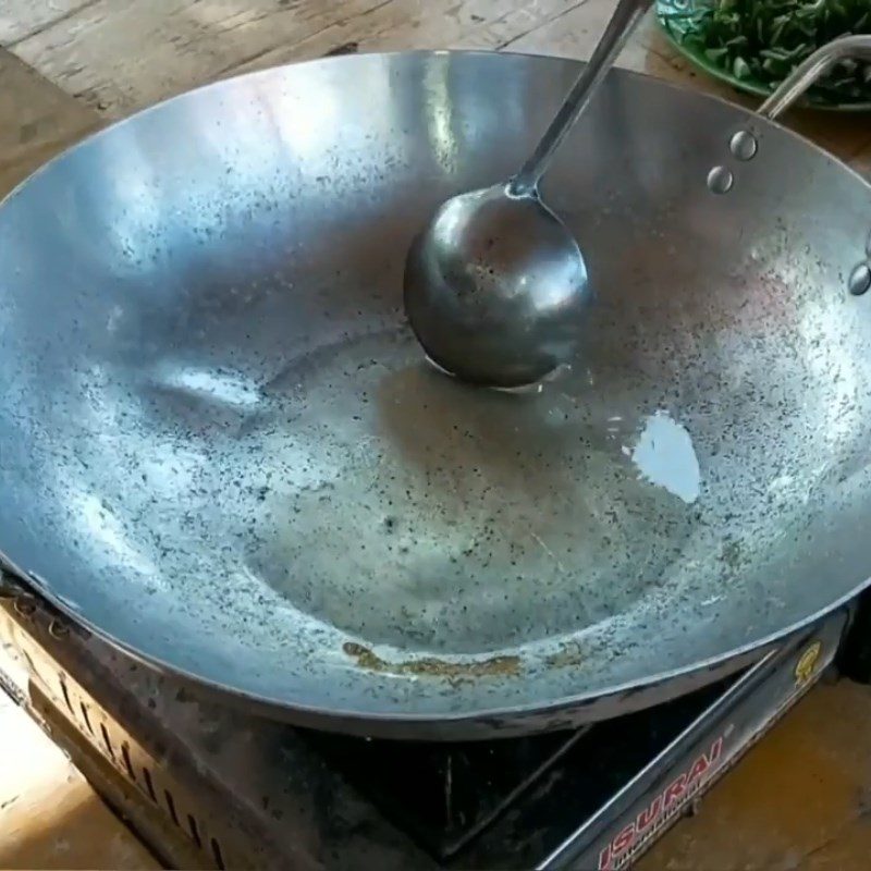 Step 3 Cook the hotpot broth Fish egg hotpot