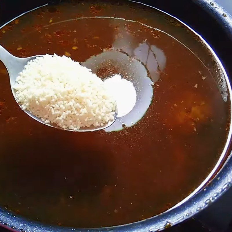 Step 3 Cook the broth Beef noodle with vegetables