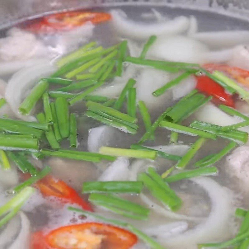 Step 3 Cook the hotpot broth for Chicken Offal Hotpot