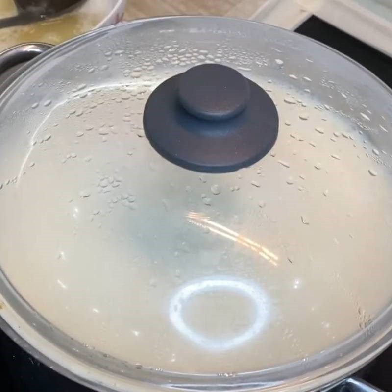 Step 4 Cook soy milk for tofu using sour water