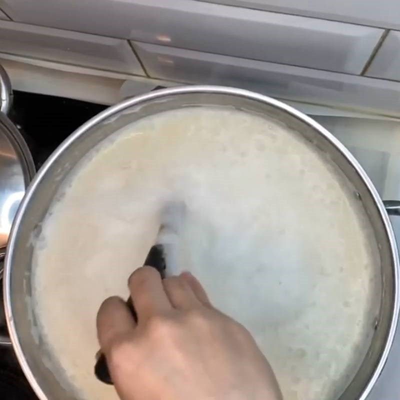 Step 4 Cook soy milk for tofu using sour water