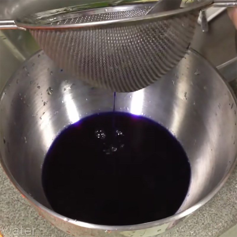 Step 1 Make butterfly pea water for jelly