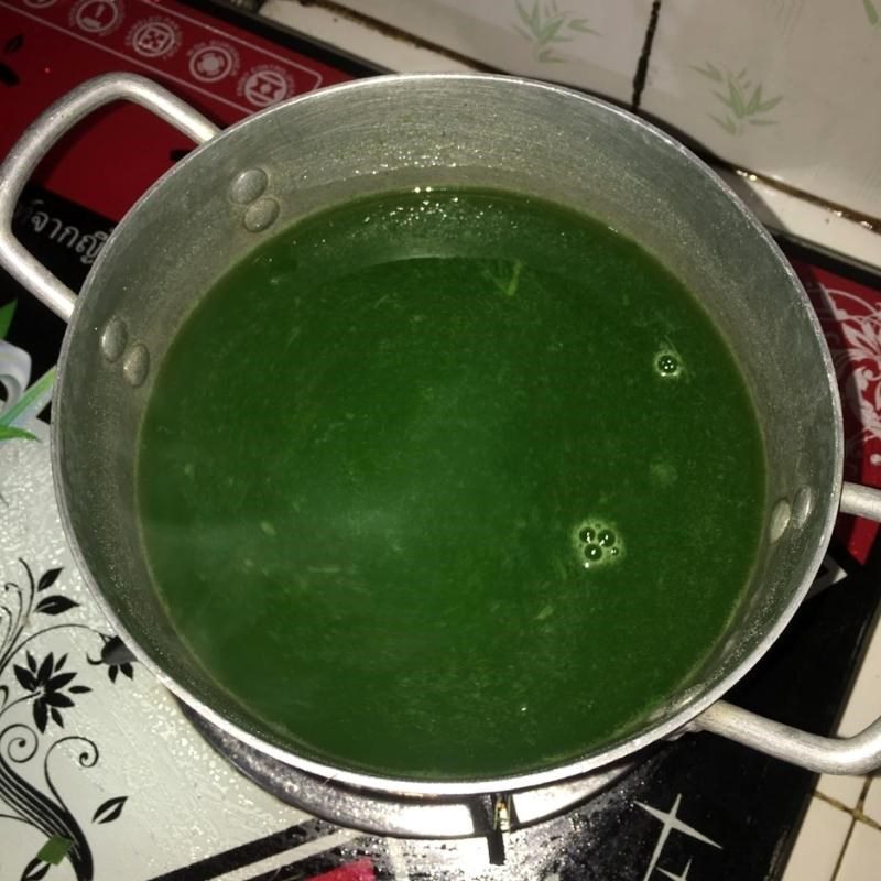 Step 2 Cook the coconut pandan jelly
