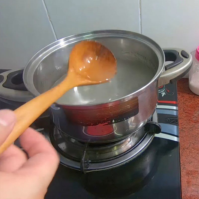 Step 3 Cook coconut jelly and coconut milk Coconut jelly strands coconut milk