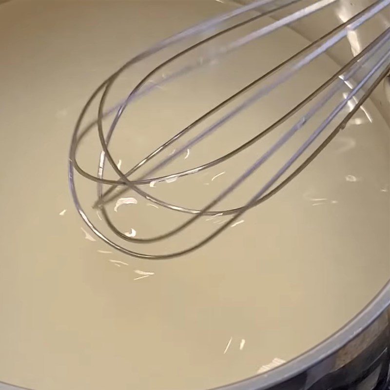 Step 2 Cooking coconut jelly and preparing young coconut meat Coconut jelly cheese