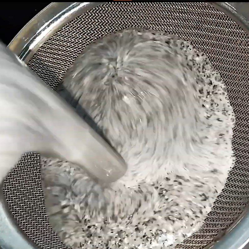 Step 3 Cook cashew milk with black sesame Cashew milk with black sesame