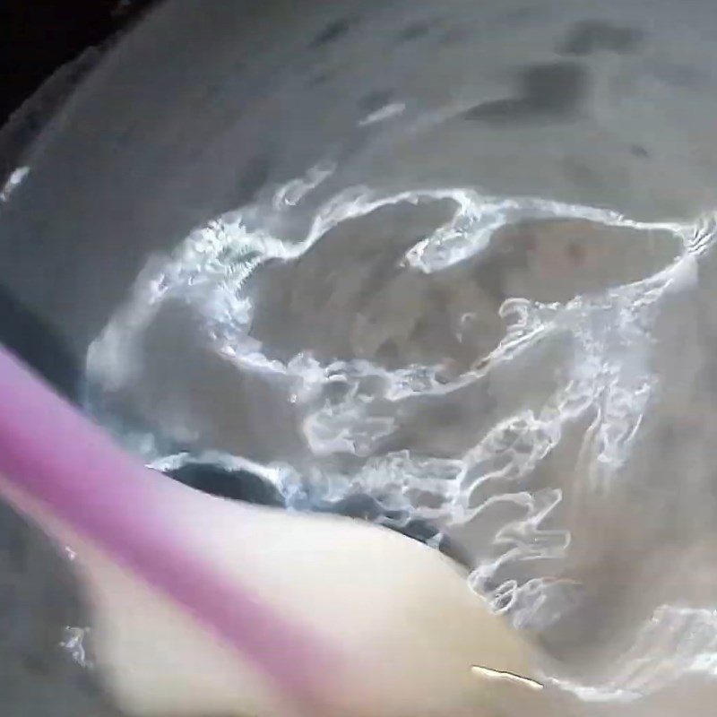 Step 3 Cook cashew milk with black sesame Cashew milk with black sesame