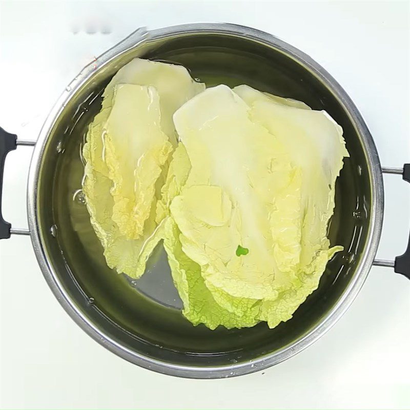 Step 1 Soak napa cabbage Pickled napa cabbage