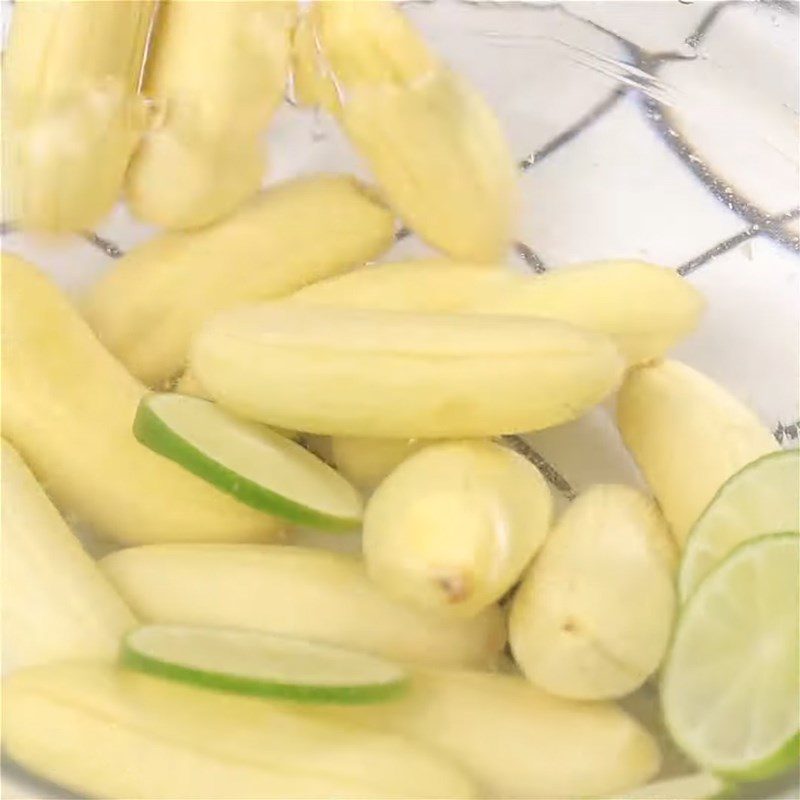 Step 2 Soak the bananas Chewy Dried Banana