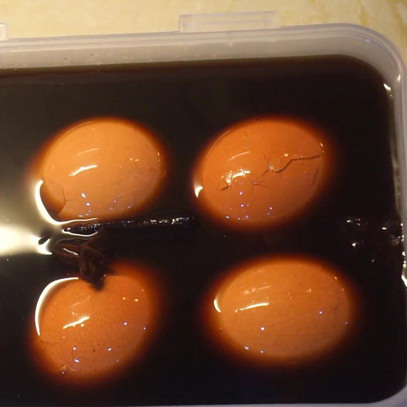 Step 3 Soak the eggs Marbled egg (tea eggs)