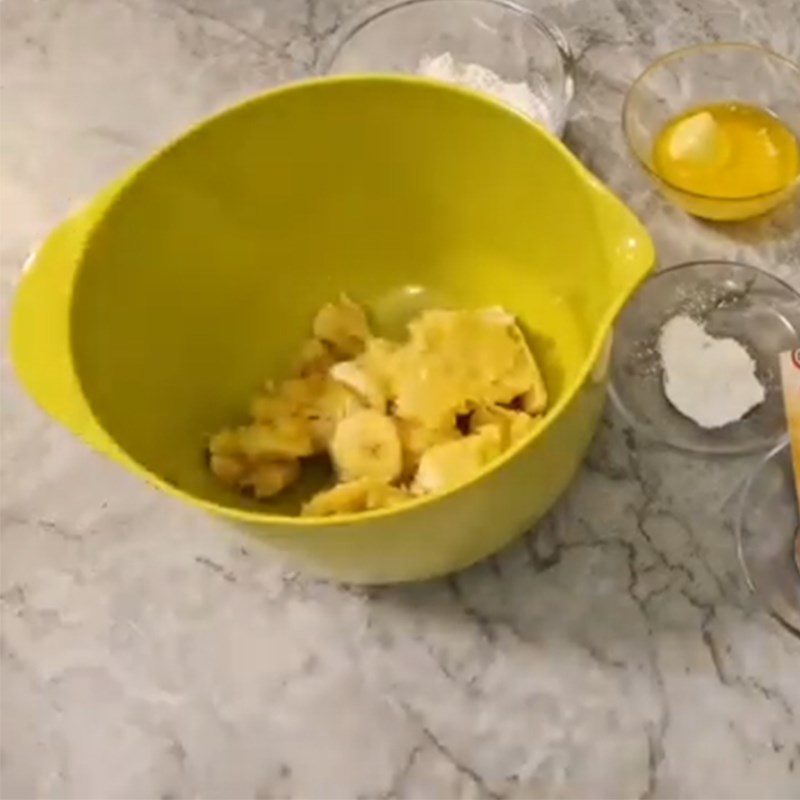 Step 1 Mash the bananas Almond Banana Bread using an air fryer